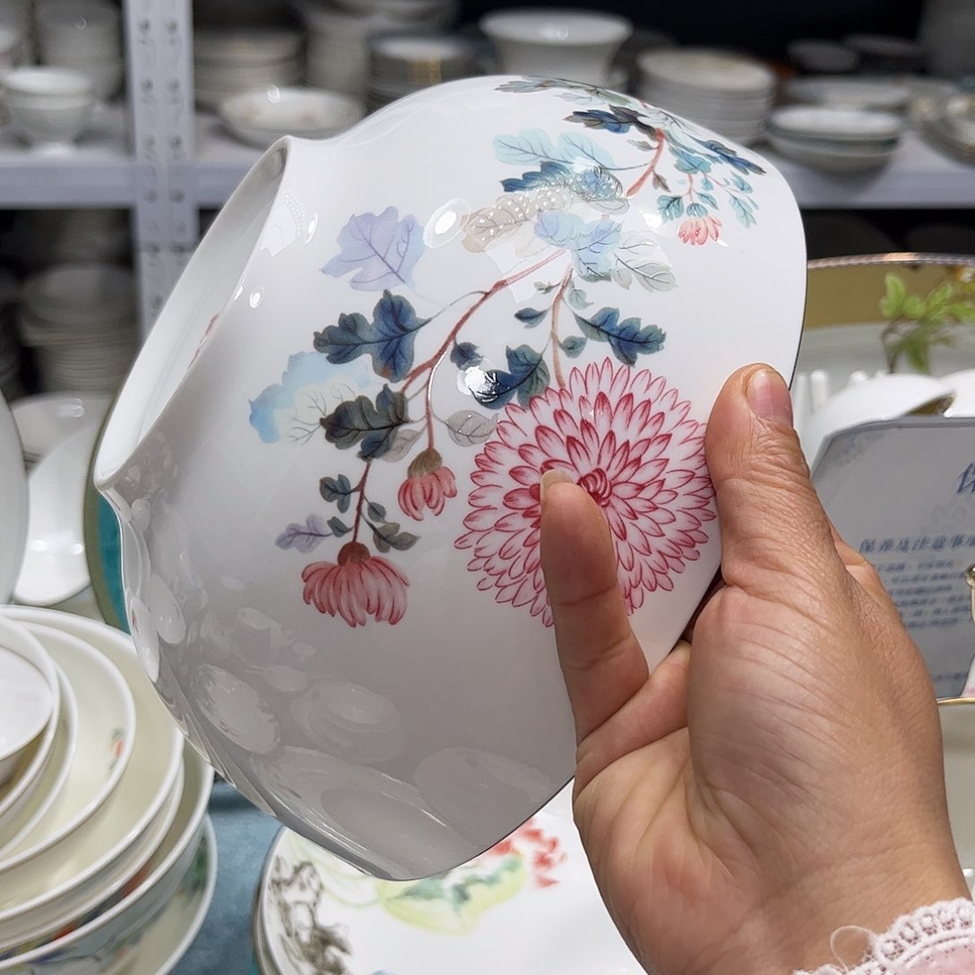 瓷片花神八寸汤碗一个