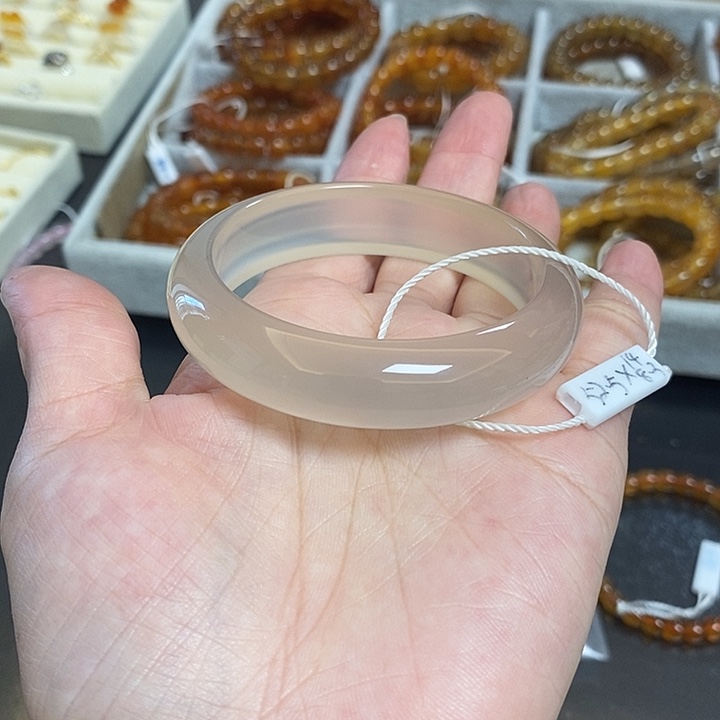 玛瑙/玉髓珠宝半成品未镶嵌小****?