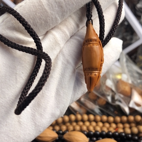 橄榄核吊坠脖挂吊坠