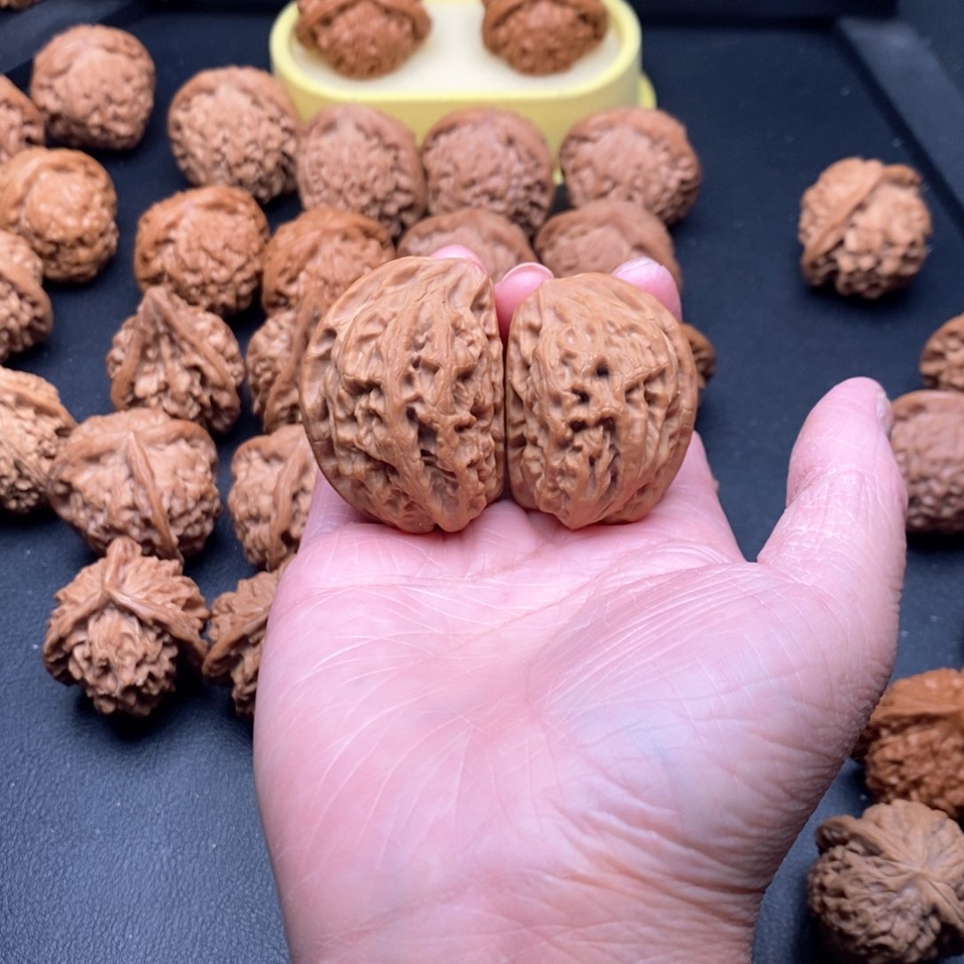 手串/手链橄榄核雪狮半臂