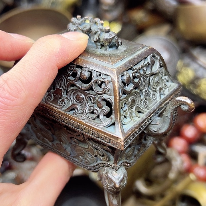 铜铜铜器直播间铜