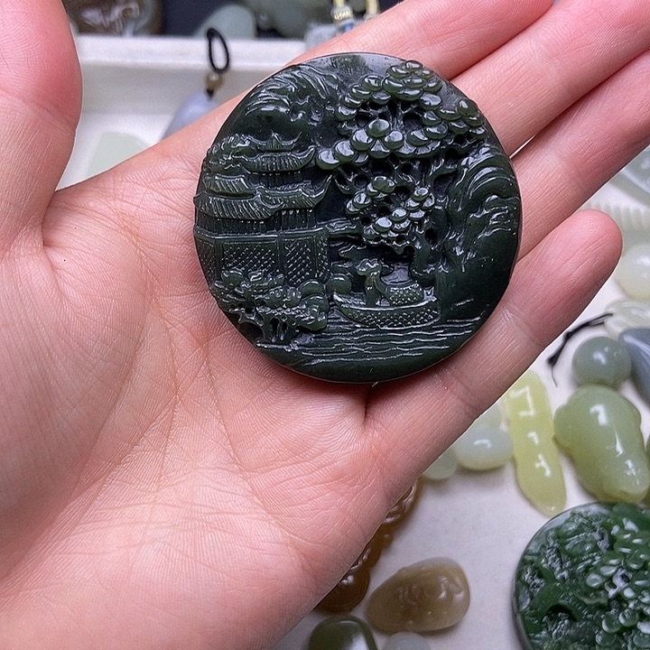 未镶嵌和田玉挂件