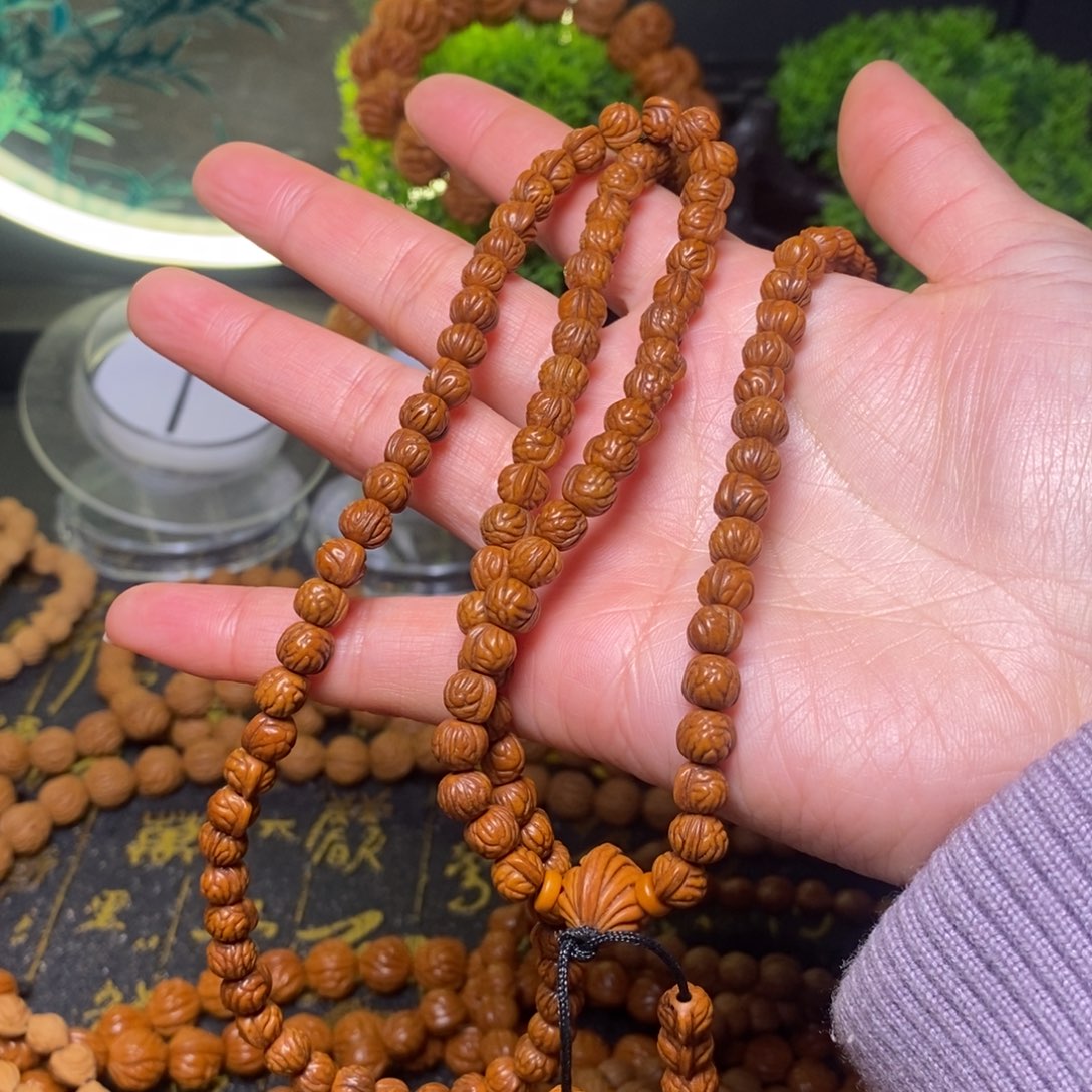 【闪购商品】手串桃核珊