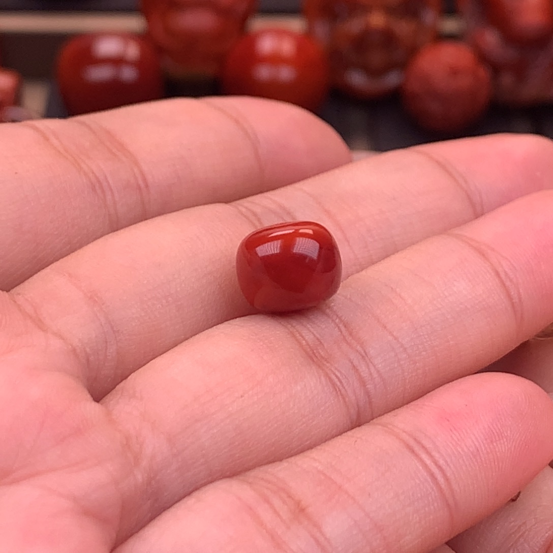 南红玛瑙南红川料原矿老型10mm未镶嵌