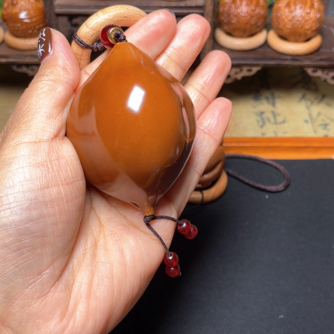 橄榄核吊坠啊啊啊啊啊