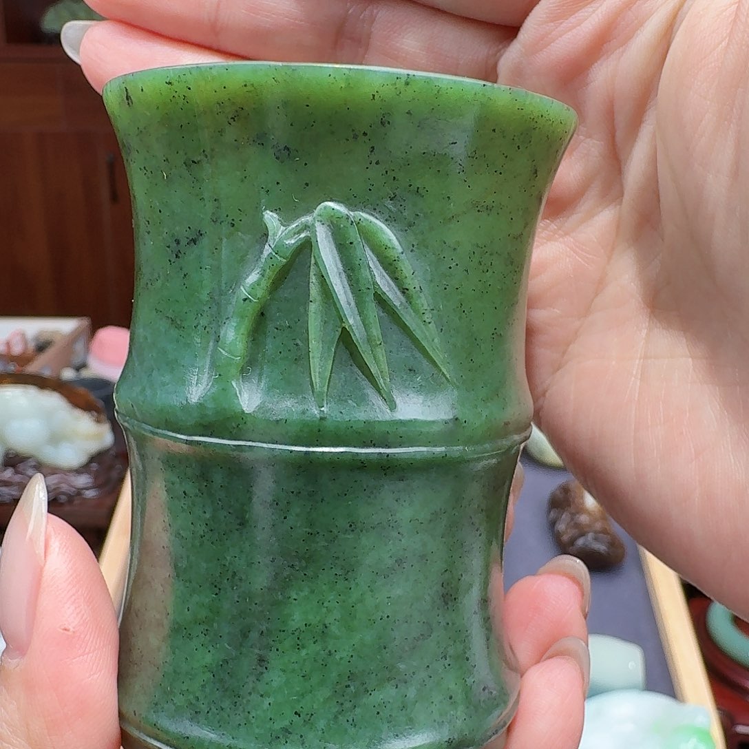 S***d和田玉未镶嵌手串