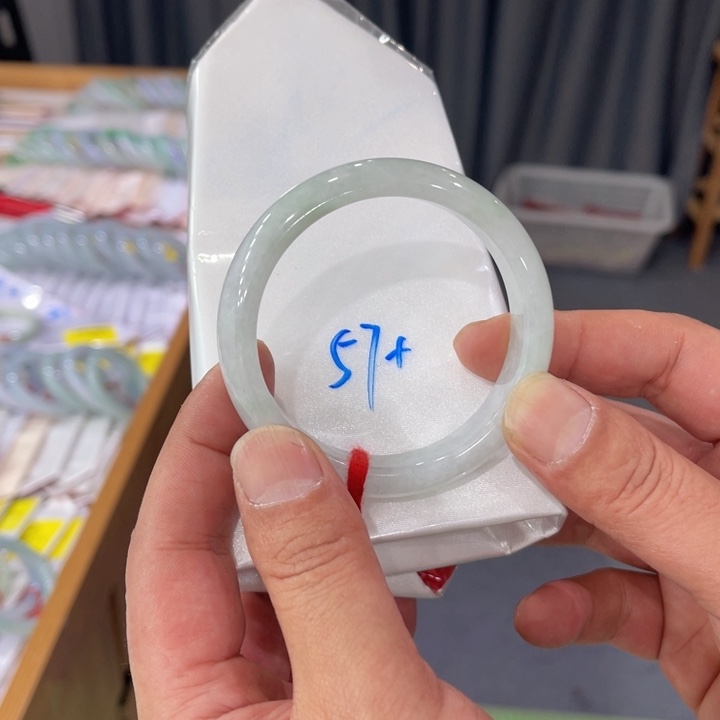 翡翠手镯未镶嵌纯天然缅甸翡翠手镯A货