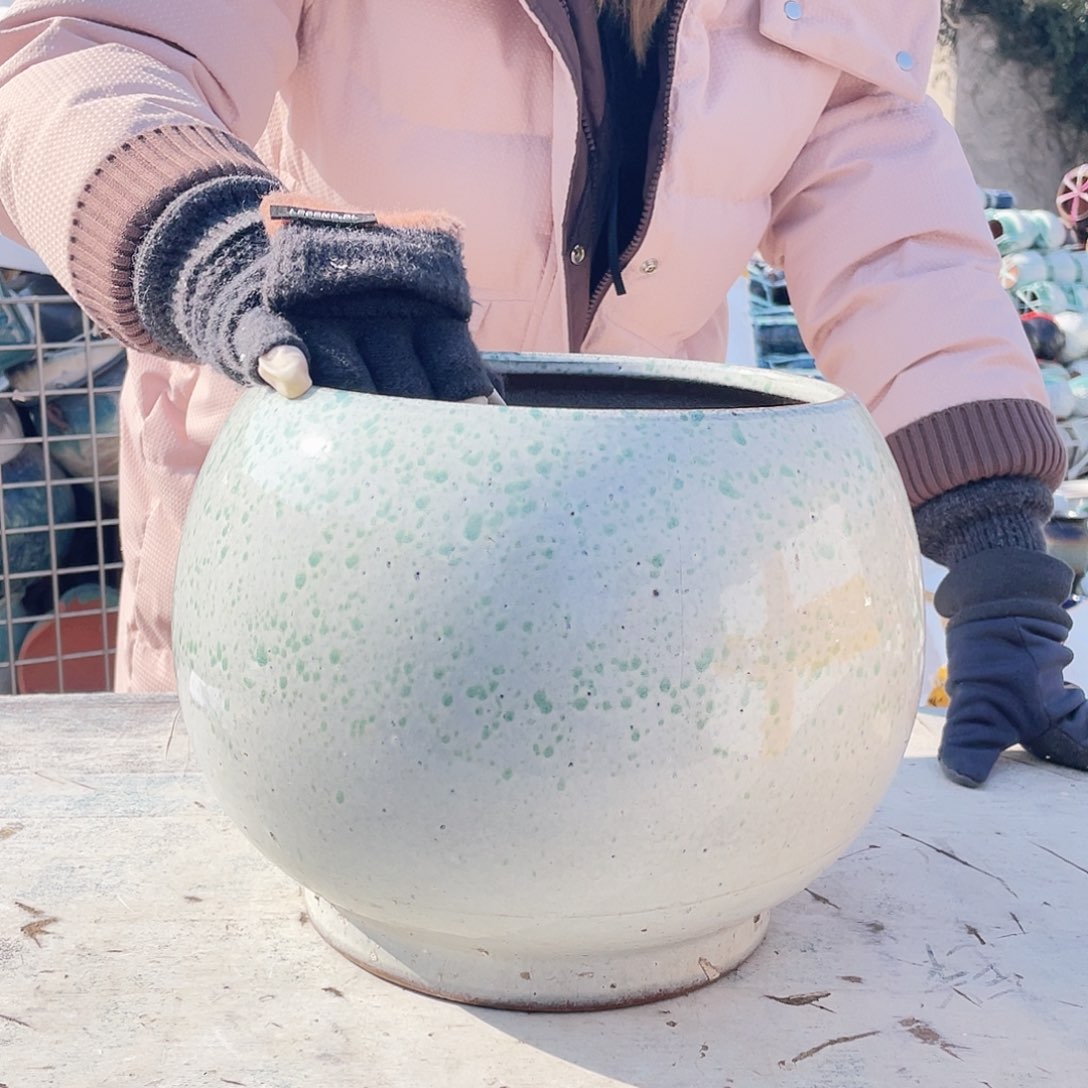 红陶王嫂花盆0213-522