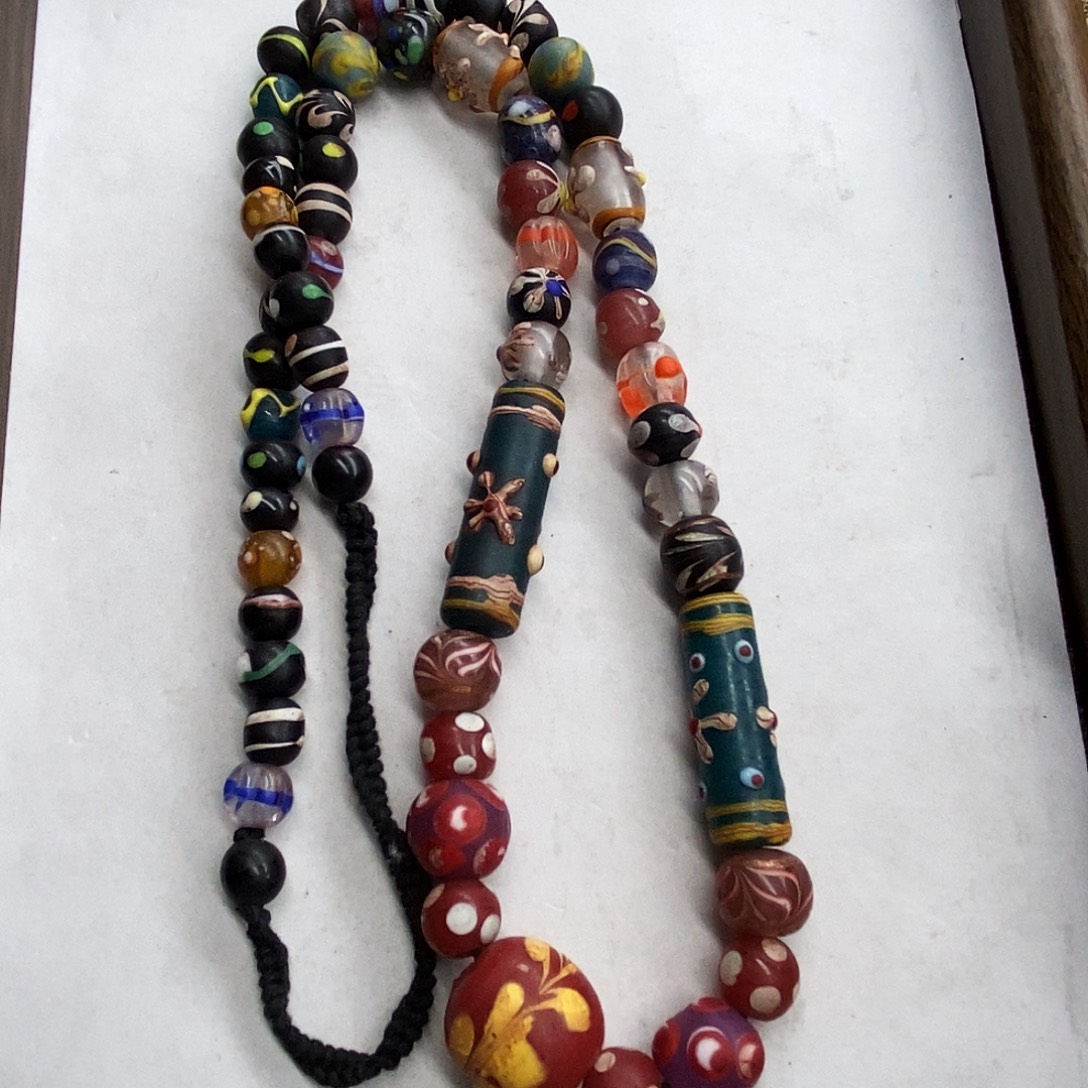 玻璃颈饰西亚大古法 