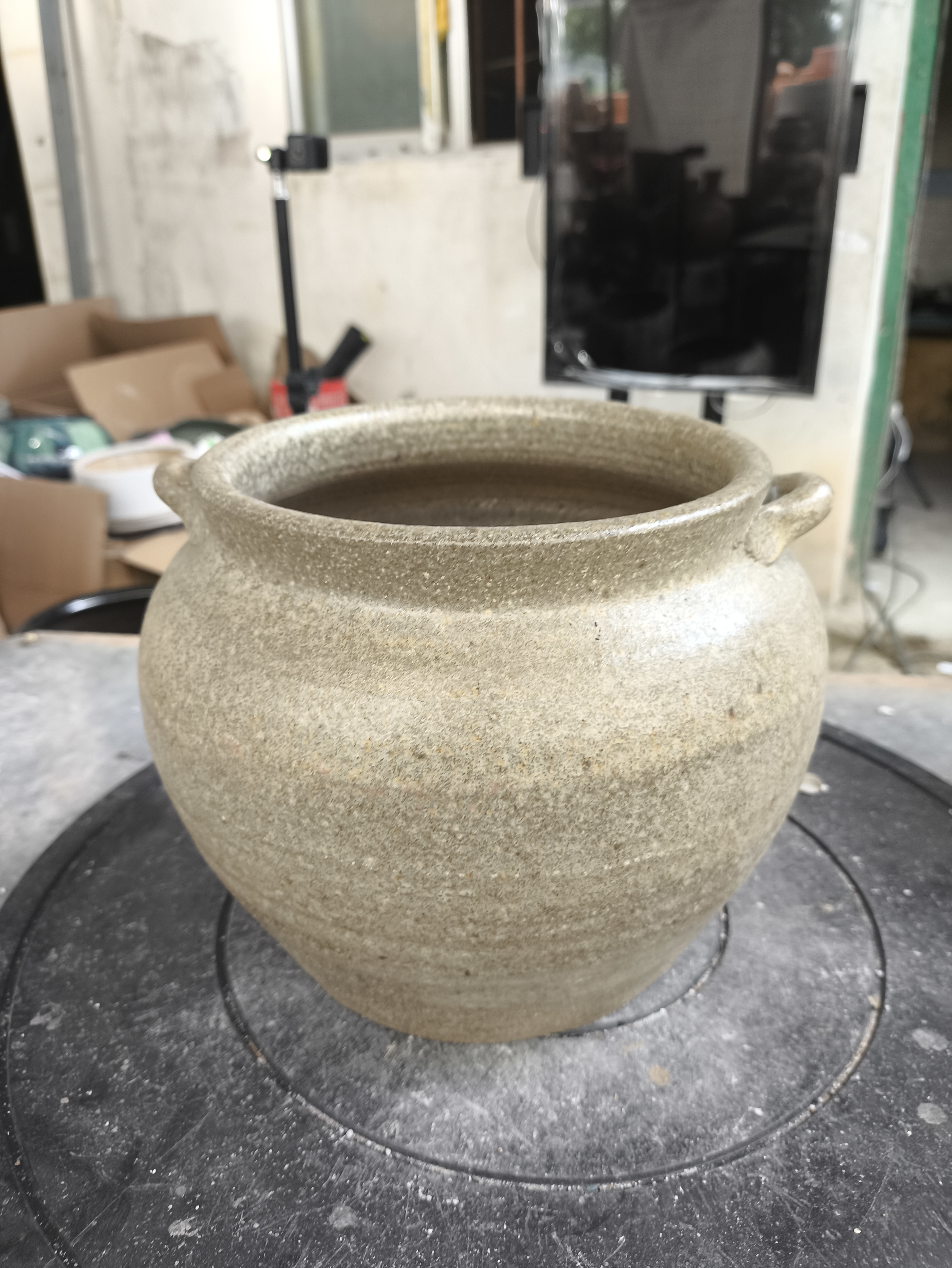 大口径手工粗陶花盆