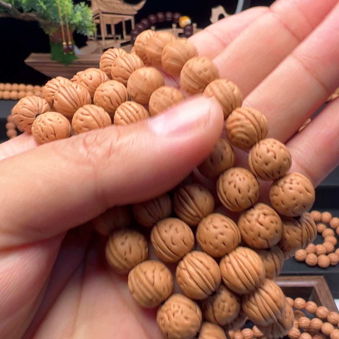 谨***丶手串文玩核桃精品野生桃核脖挂108+6备籽