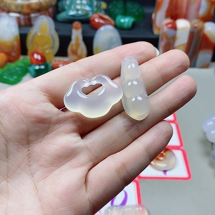 未镶嵌吊坠(不含链)玛瑙/玉髓w****1