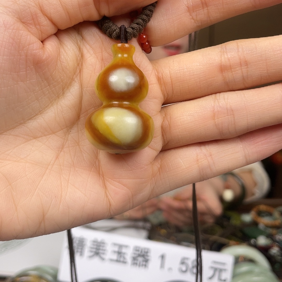 蛇纹石玉未镶嵌项链
