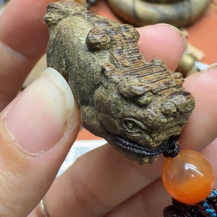 大叶紫檀（黑酸枝木类）