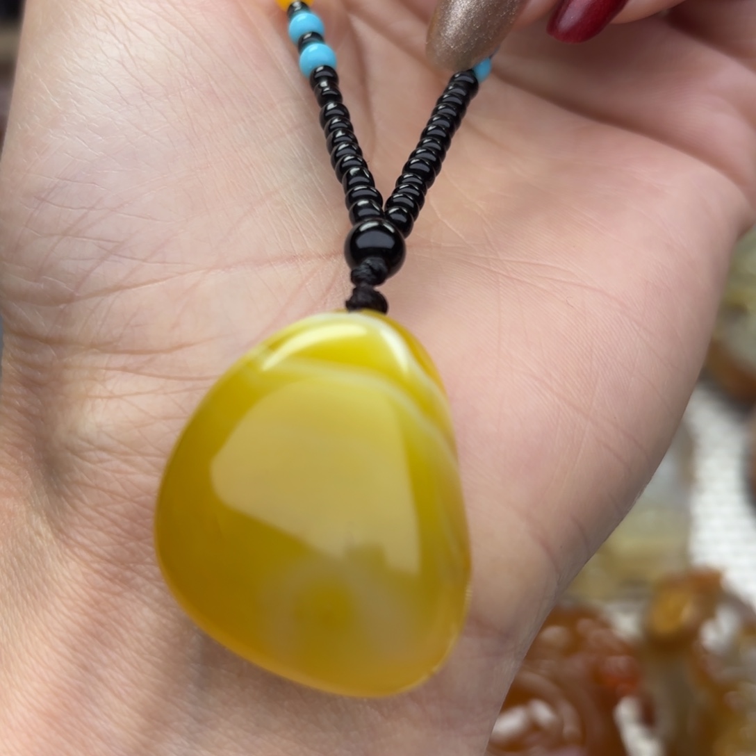 玛瑙/玉髓挂件未镶嵌