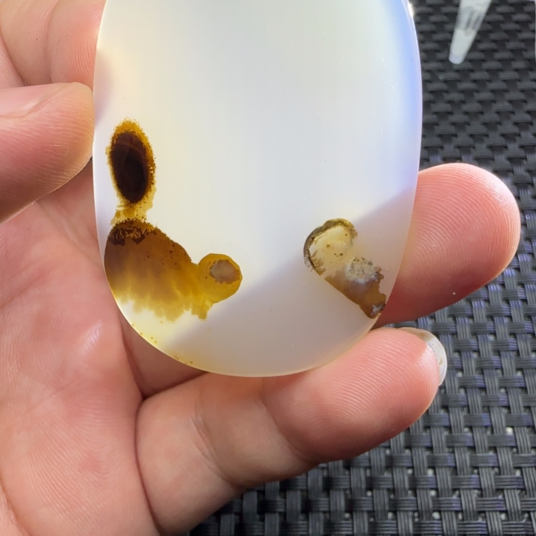 胖***鱼未镶嵌颈饰玛瑙/玉髓