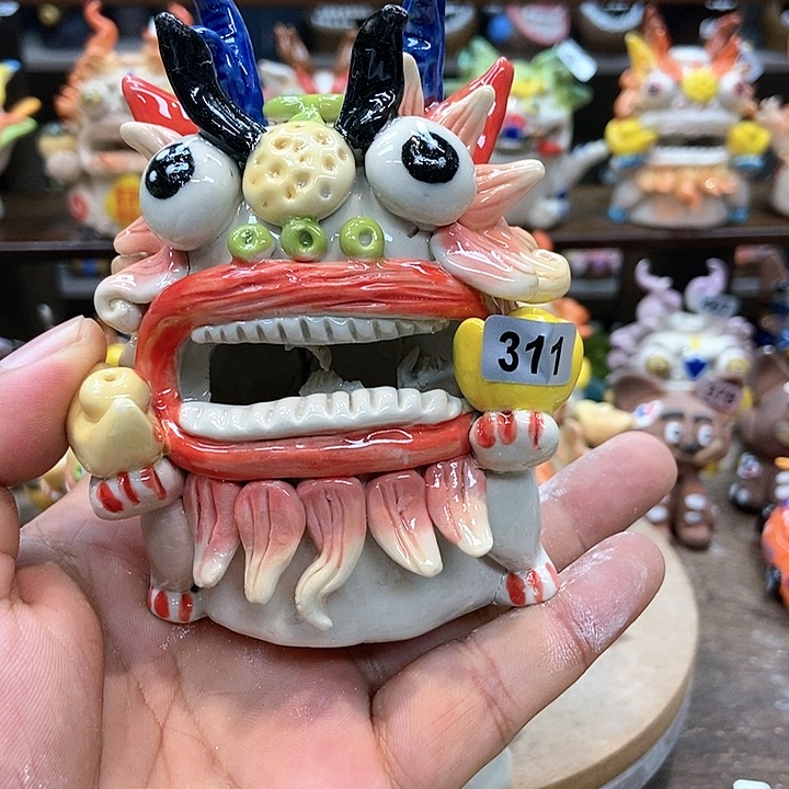 摆件直播间手工抽象陶瓷摆件311