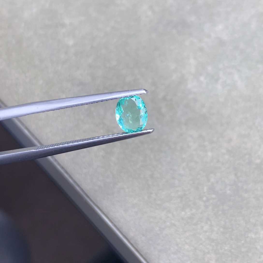 未镶嵌珠宝半成品帕拉依巴碧玺0.67ct