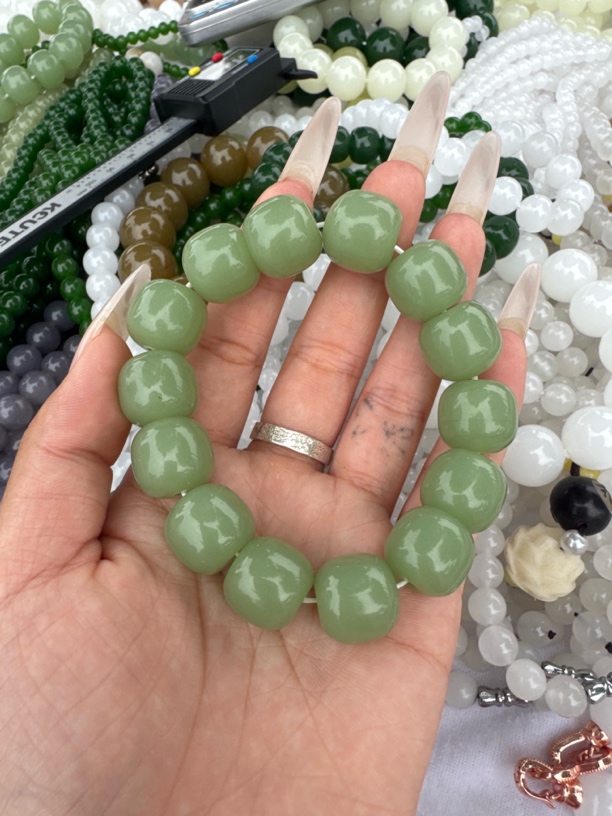高端精品鸭蛋青老型珠手串 卡16