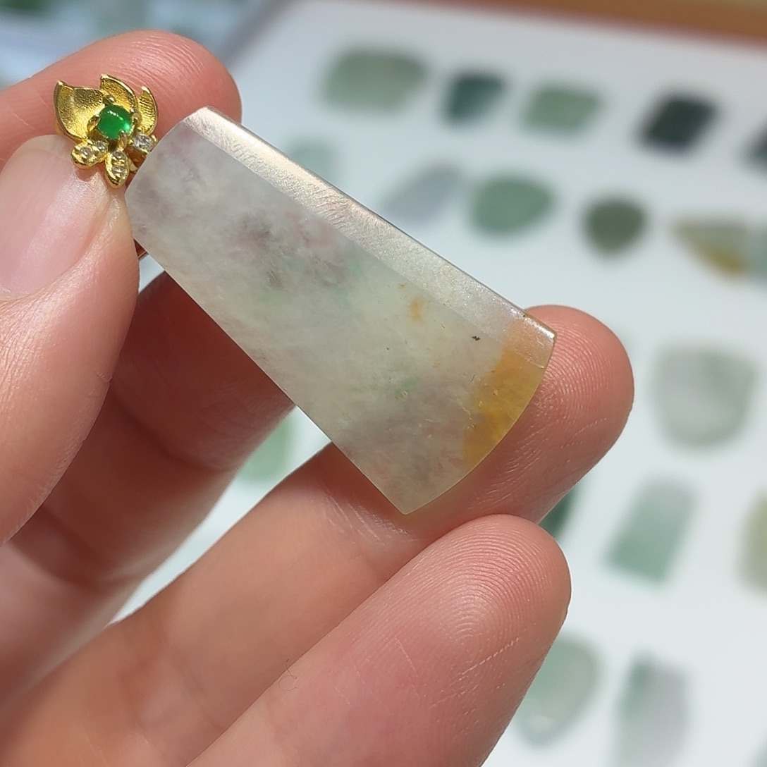 翡翠未镶嵌挂件无事牌