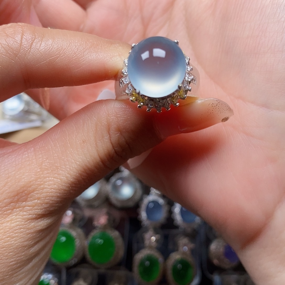 翡翠戒指未镶嵌梦****y翡翠戒指