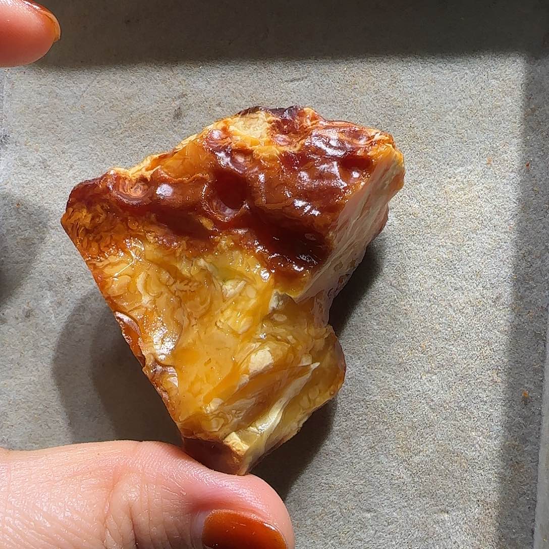 定制琥珀未镶嵌定制