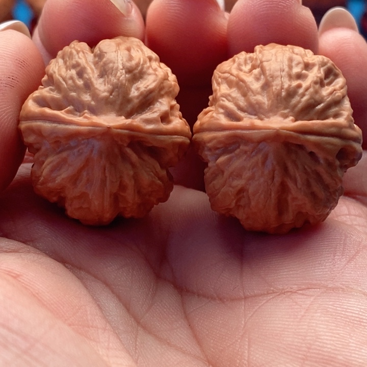 核桃精品文玩核桃手捻小宫灯