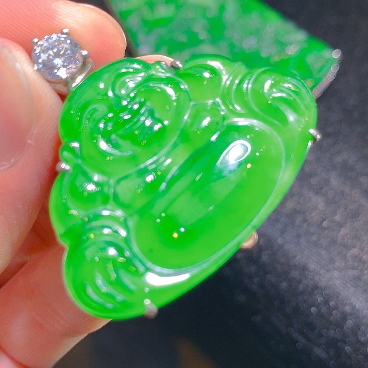 【闪购商品】翡翠颈饰银S925镶嵌翡翠