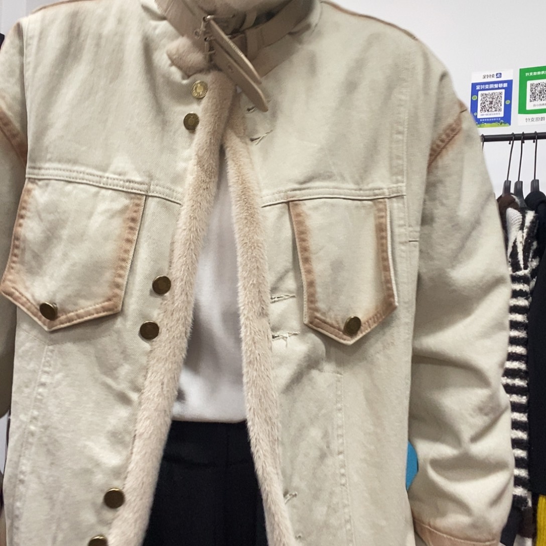 007浅色毛毛毛外套