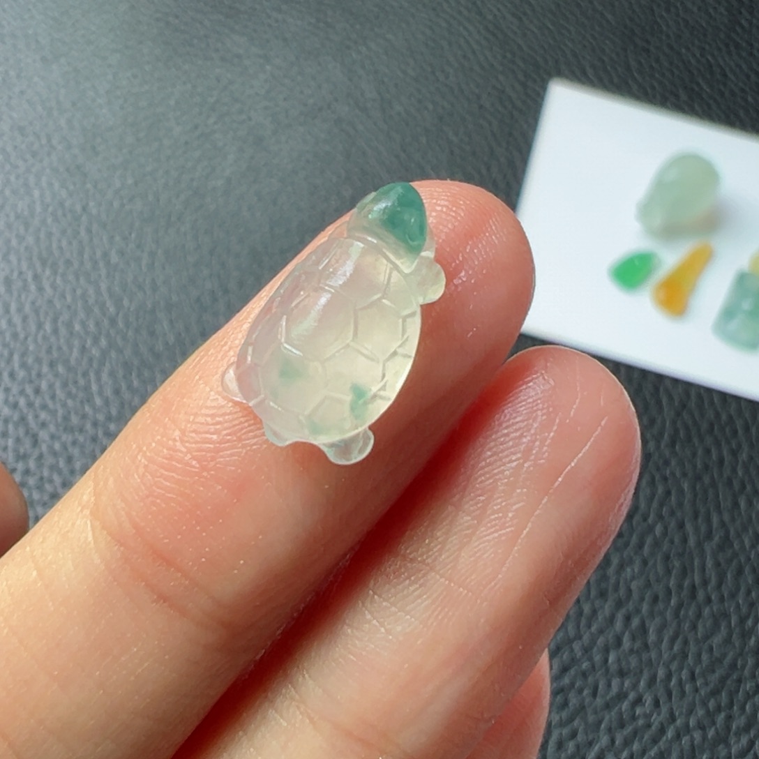 定制翡翠未镶嵌乌龟