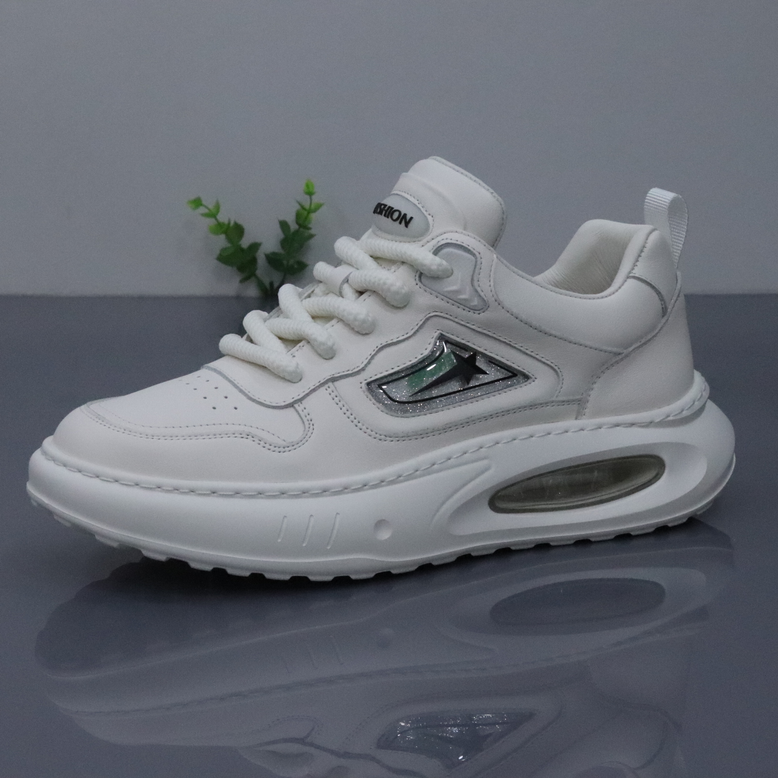 头层牛皮秋季低帮百搭透气时尚男士真皮气垫软底休闲运动男鞋潮鞋