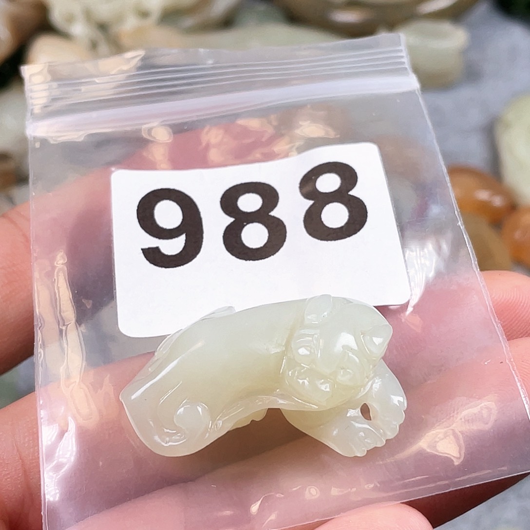 和田玉（糖玉）颈饰未镶嵌