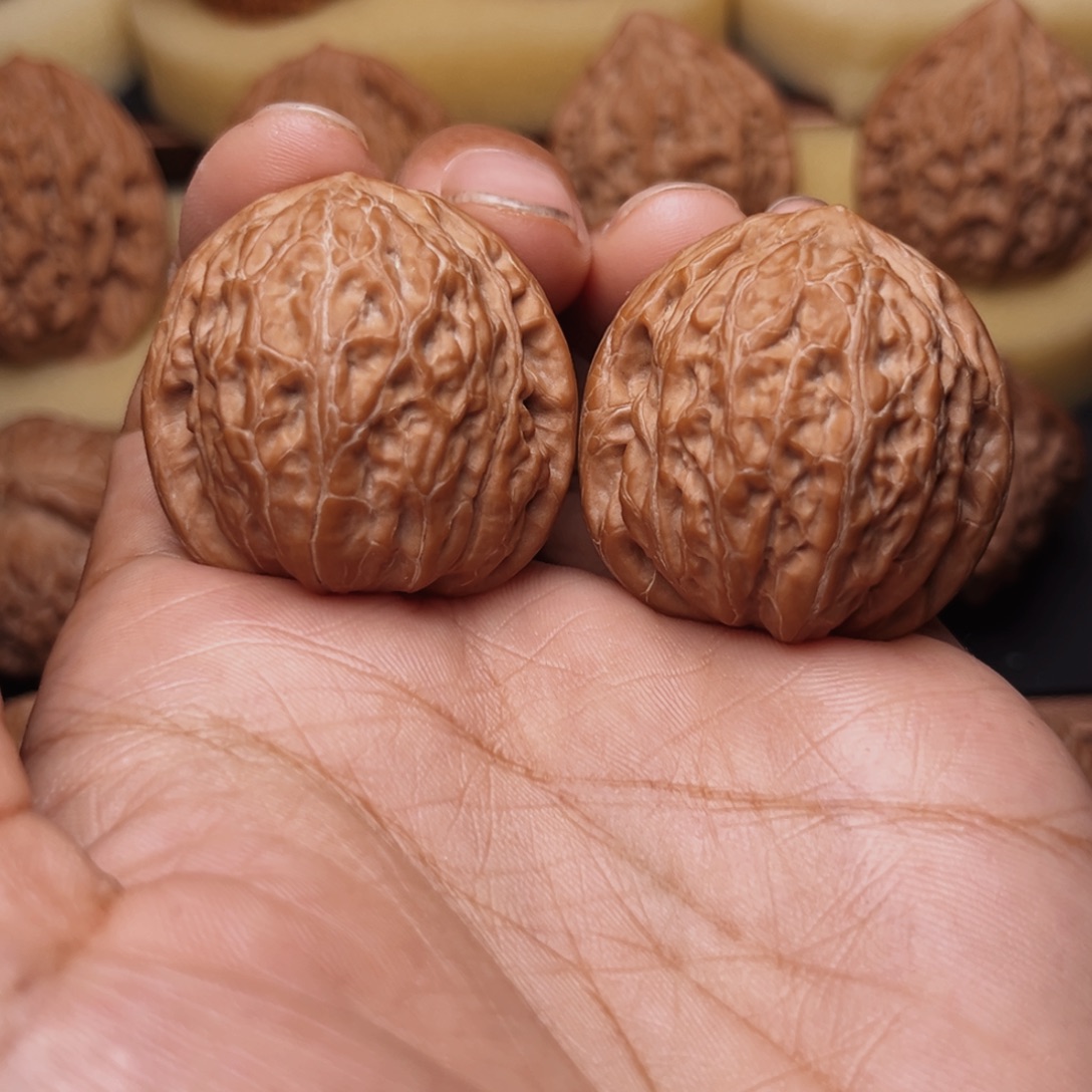 ㅤ***丨把件文玩核桃铁锤34左右