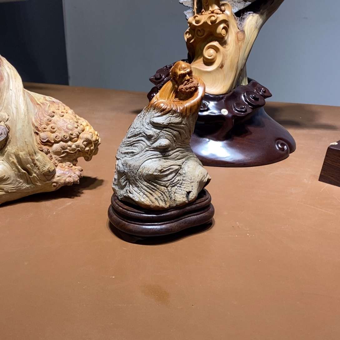 小***哥柏木（崖柏）111111111111