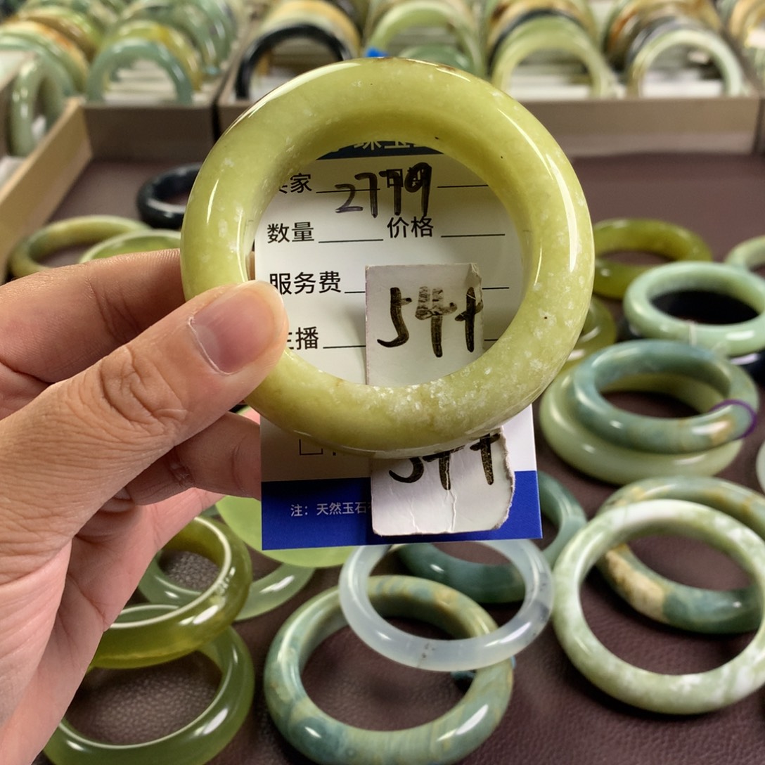 未镶嵌蛇纹石玉手镯2779