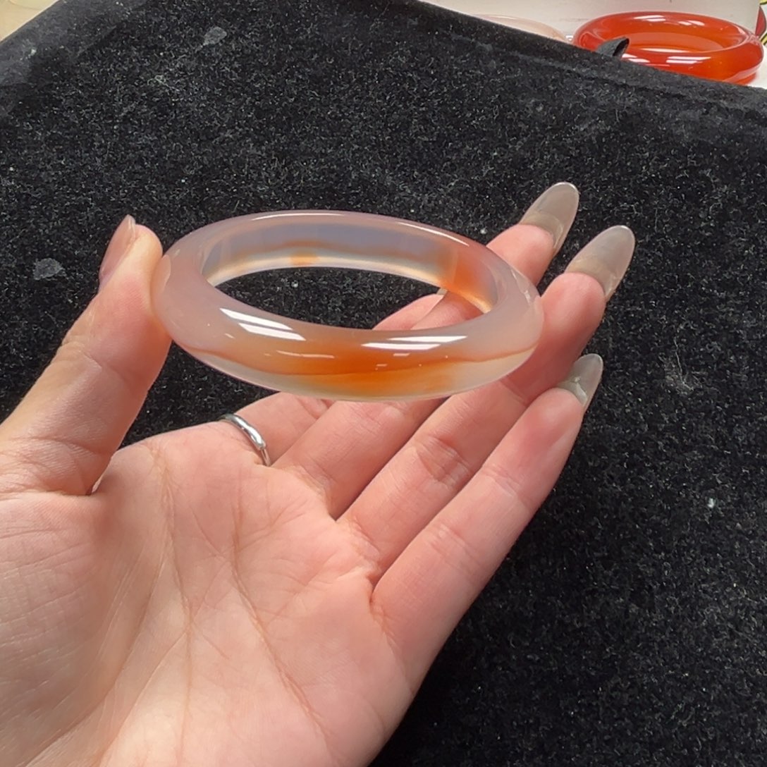 手镯玛瑙/玉髓未镶嵌