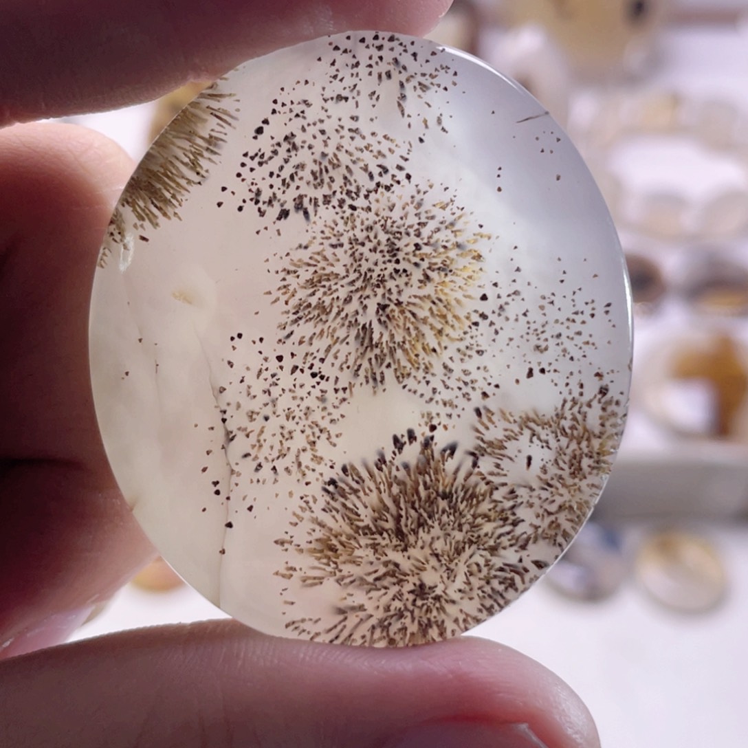 玛瑙/玉髓未镶嵌珠宝奇石