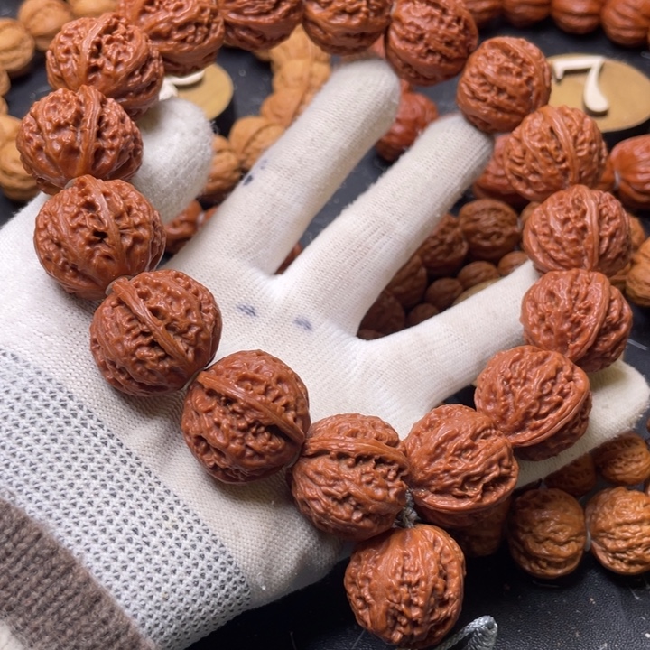 文玩核桃手串圆籽京八棱手持