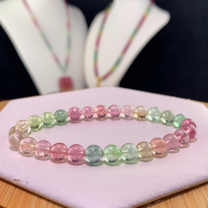 双色碧玺手链未镶嵌