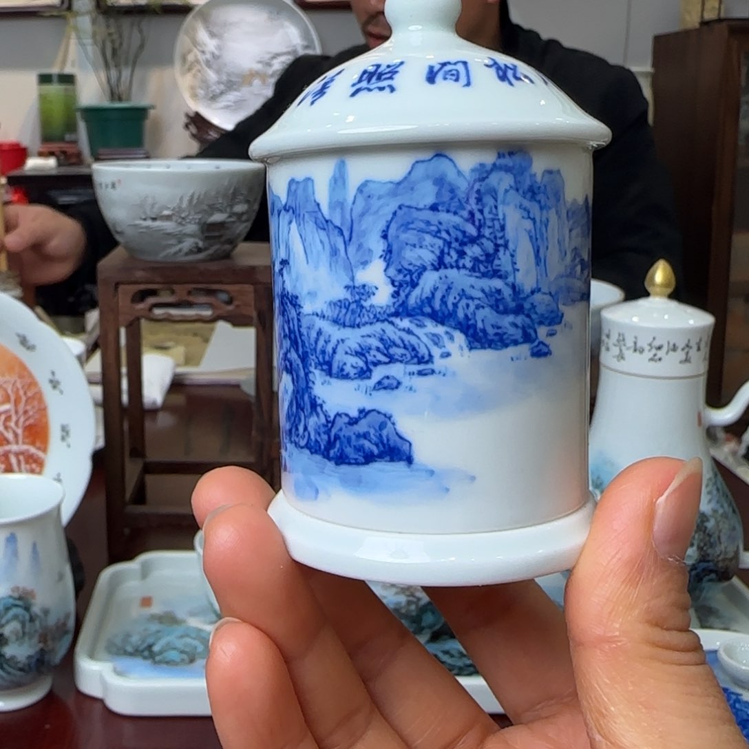 青花山水手工手绘