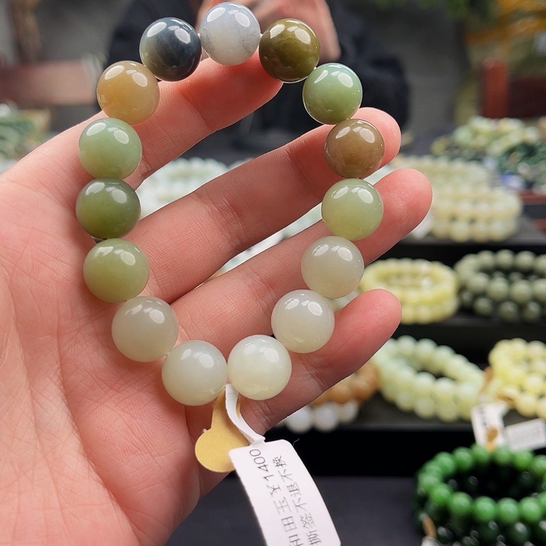 和田玉手串未镶嵌