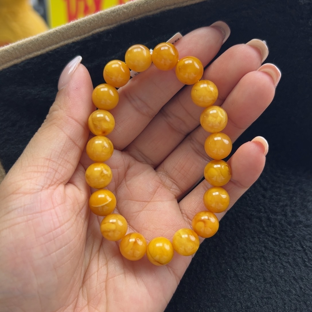 未镶嵌琥珀珠宝奇石