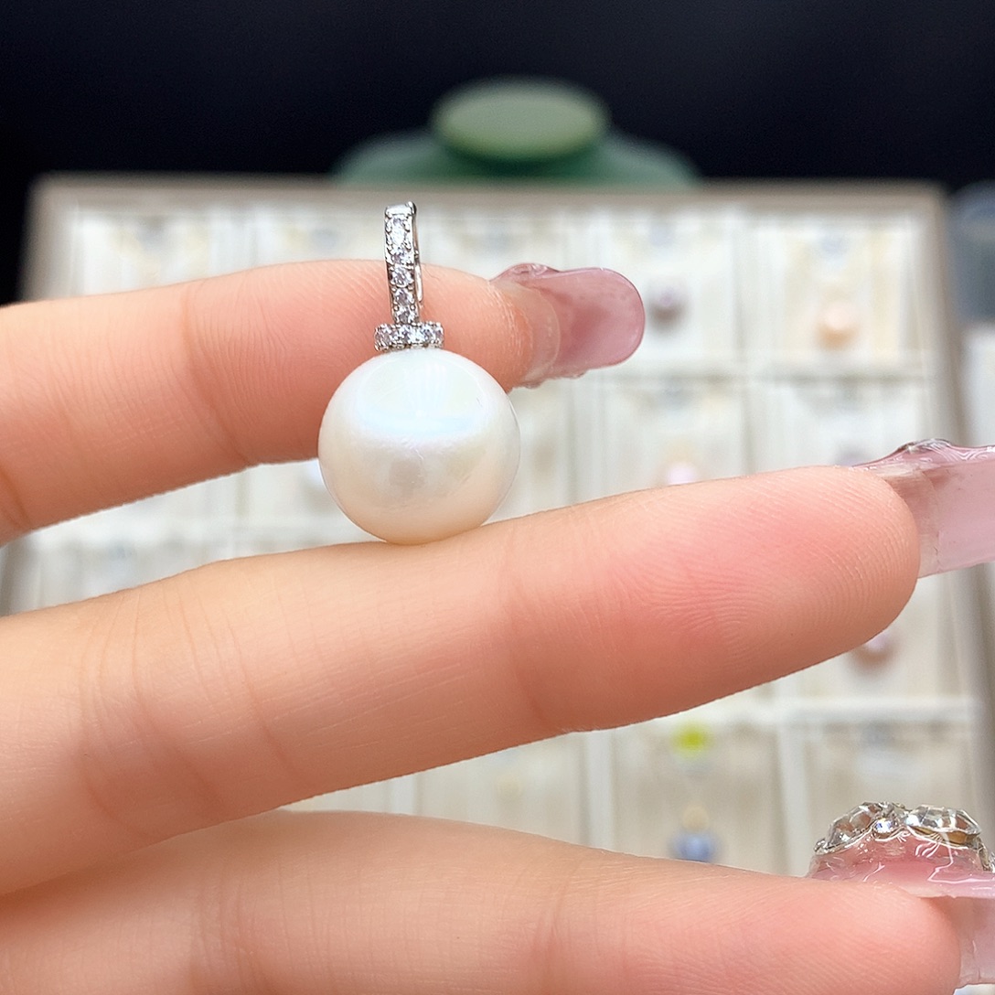 淡水珍珠颈饰合金