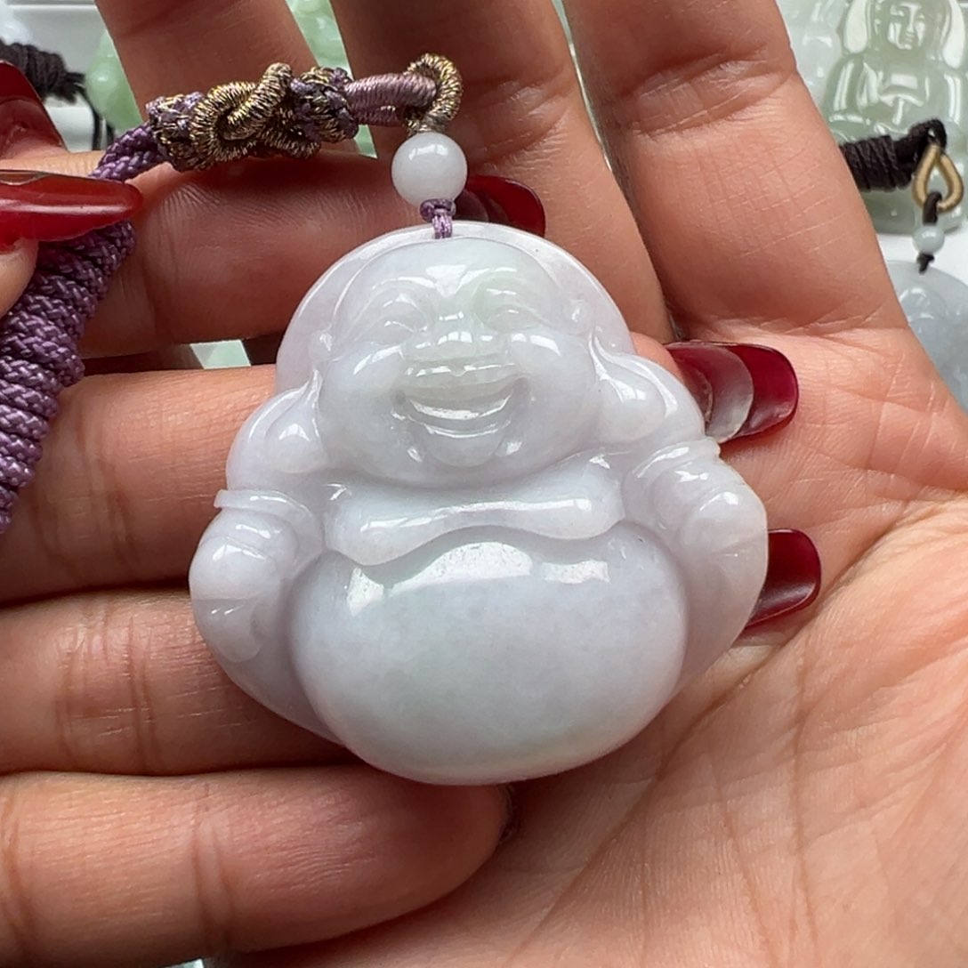 翡翠颈饰未镶嵌41.9×43.8×12.7