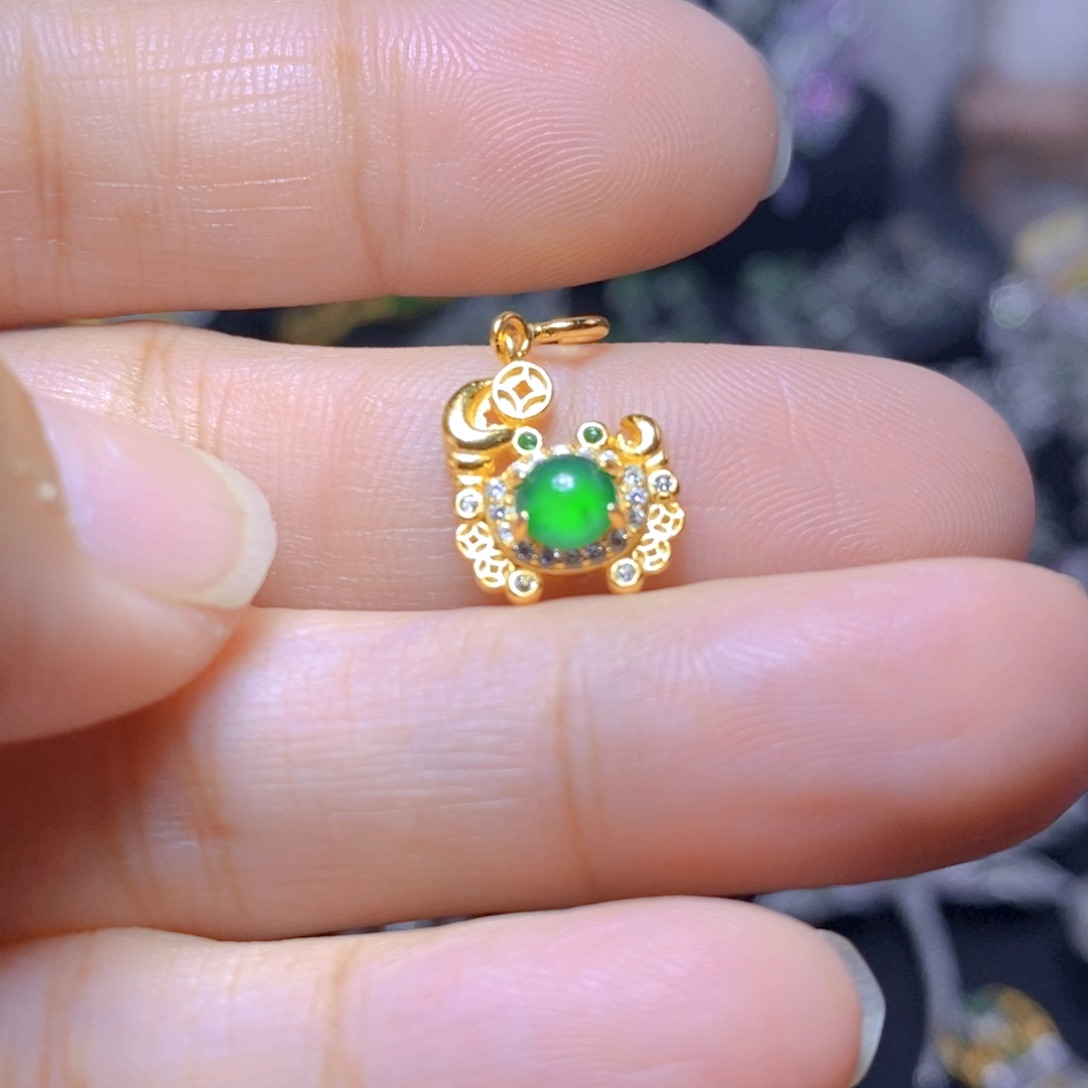 翡翠银S925镶嵌耳饰天然翡翠