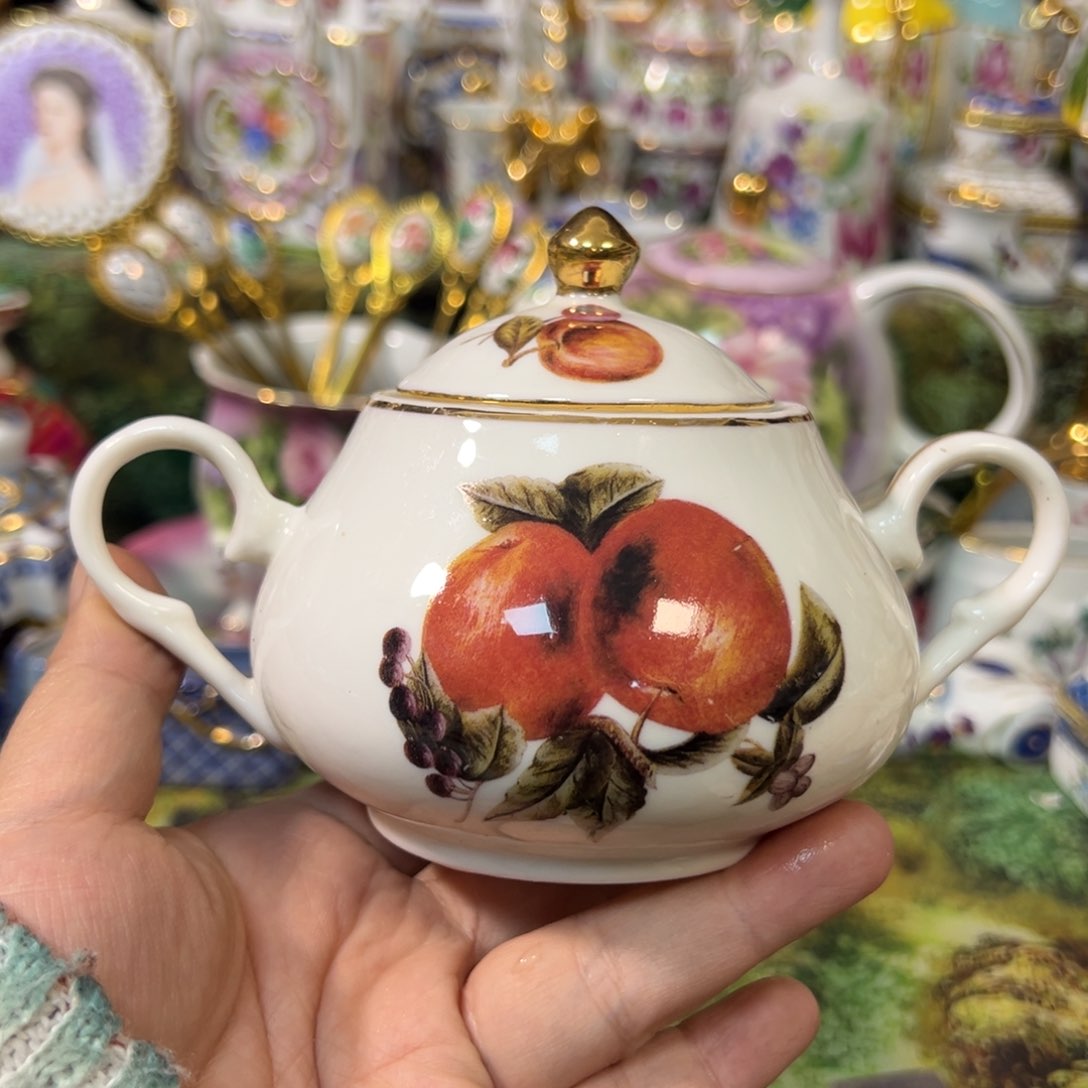 摆件鹿与海陶瓷家居用品有限公司