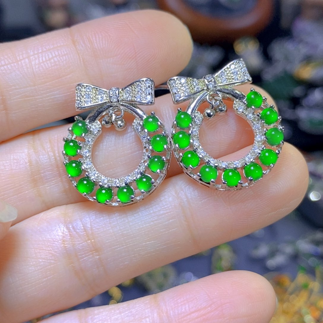 翡翠颈饰银S925镶嵌天然翡翠