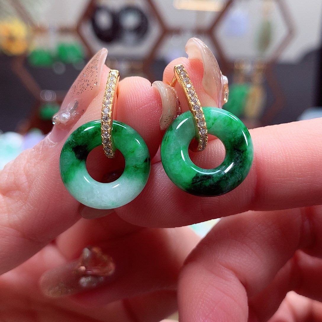 翡翠耳饰银S925镶嵌天然翡翠