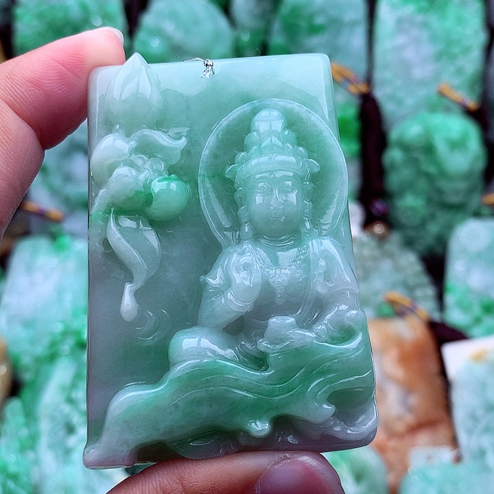 翡翠吊坠(不含链)未镶嵌