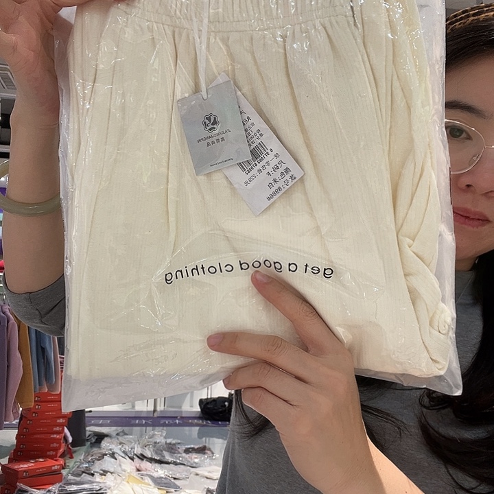 8986米白色阔腿裤90-150斤